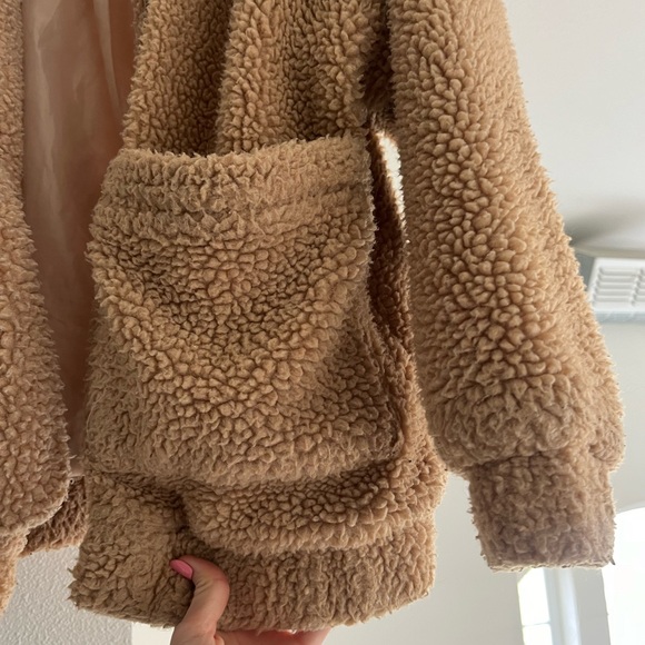 I am Gia teddy jacket - Picture 4 of 6